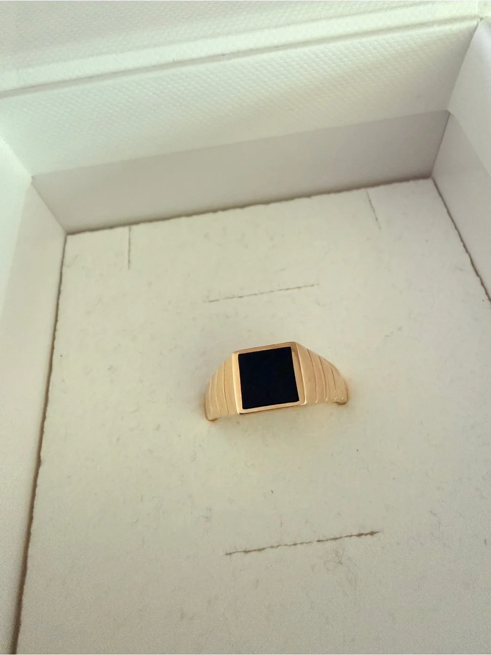 Mejuri black onyx